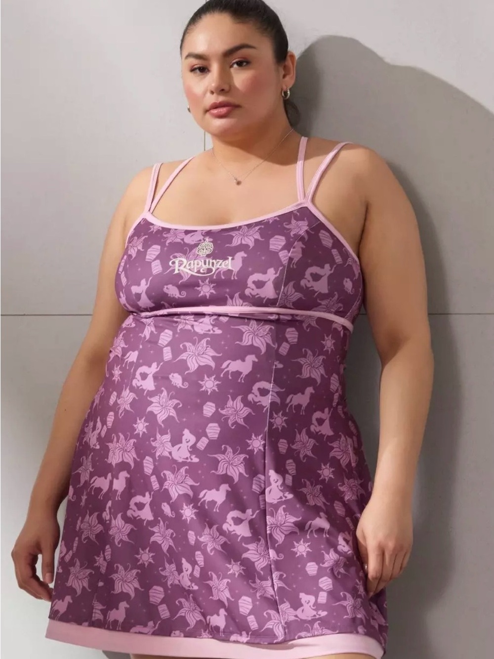 Her universe Rapunzel active dress. - Picture 5 of 6